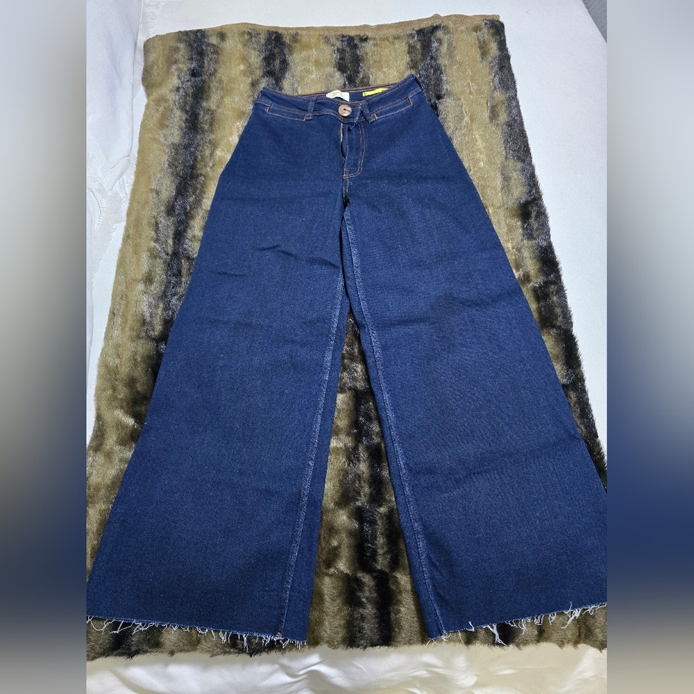 New Maeve By ANTHROPOLOGIE The Ettie High Rise Wide Leg Crop Blue Jean Size 27